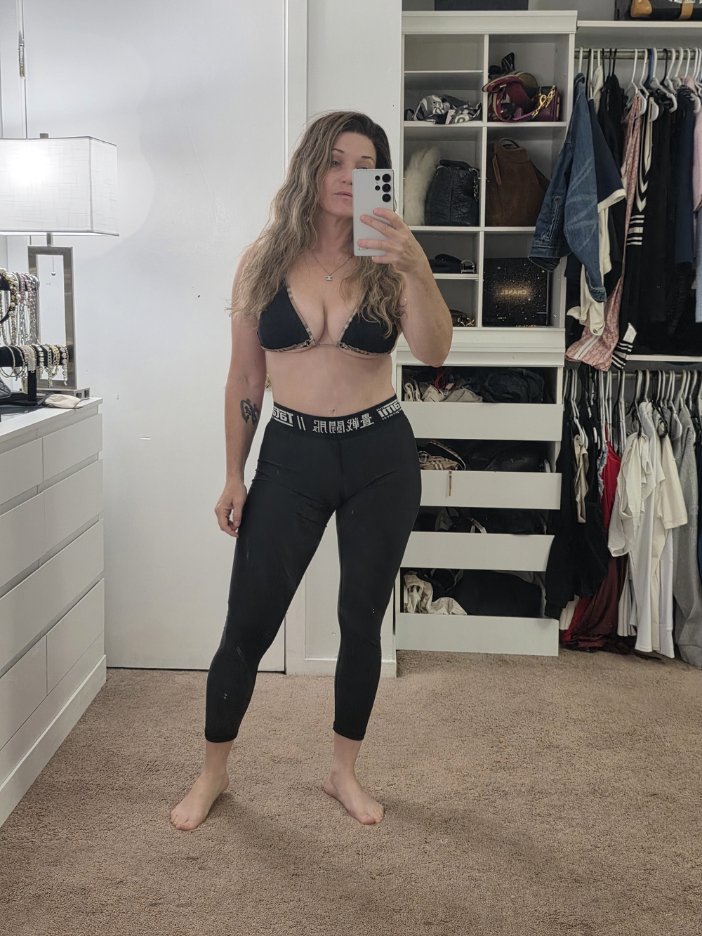 High-Rise Black Performance Leggings with Branded Waistband